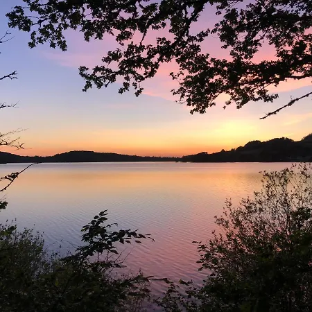 Au Bord Du Lac IV Montigny-en-Morvan Buitenkant foto